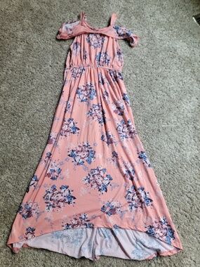 The One Step Up girls floral dress in size Large (14/16)